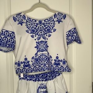 Royal blue & white two piece set (L)